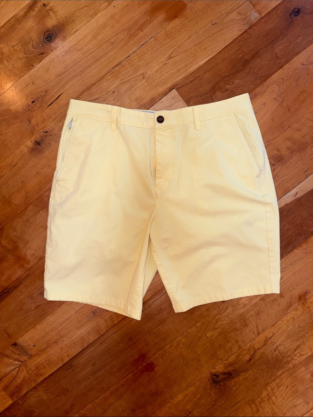 Bonobos The Chino Short 2.0 – Light Yellow – Standard Fit – 34"x9"